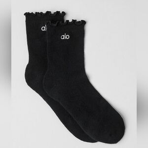 NWT's Alo Yoga Women's Lettuce Edge Socks